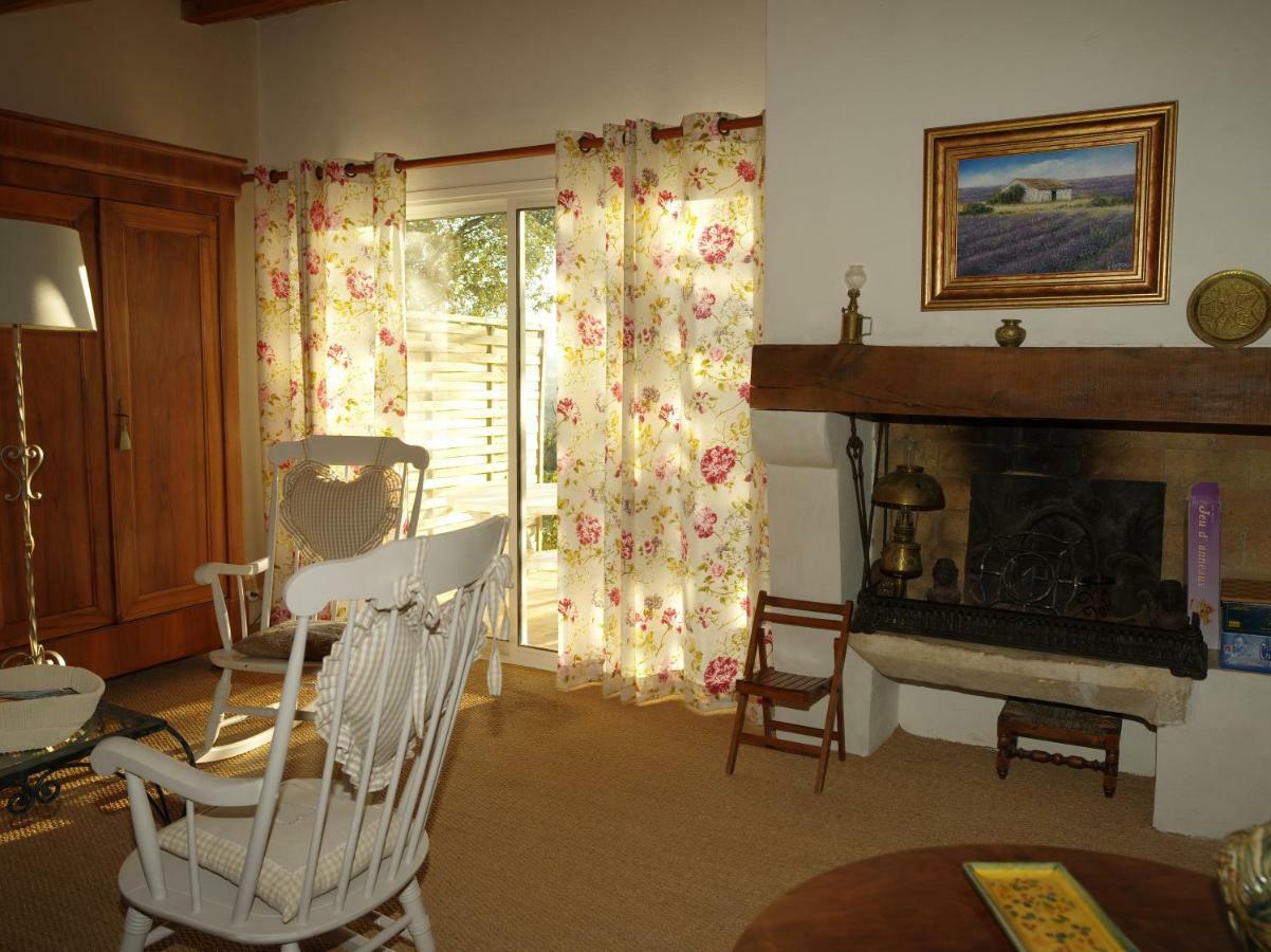 Villa Sous Les Chenes Lussan  Esterno foto